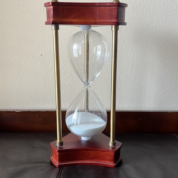 Vintage Hourglass Sand Timer Desktop Clock Made of Wood & Metal - Picture 2 of 10